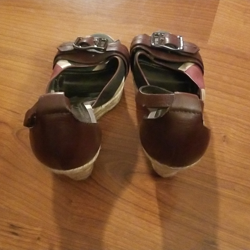 Burberry Wedge Heels - Picture 2 of 12